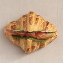 Croissant garni saumon fumé