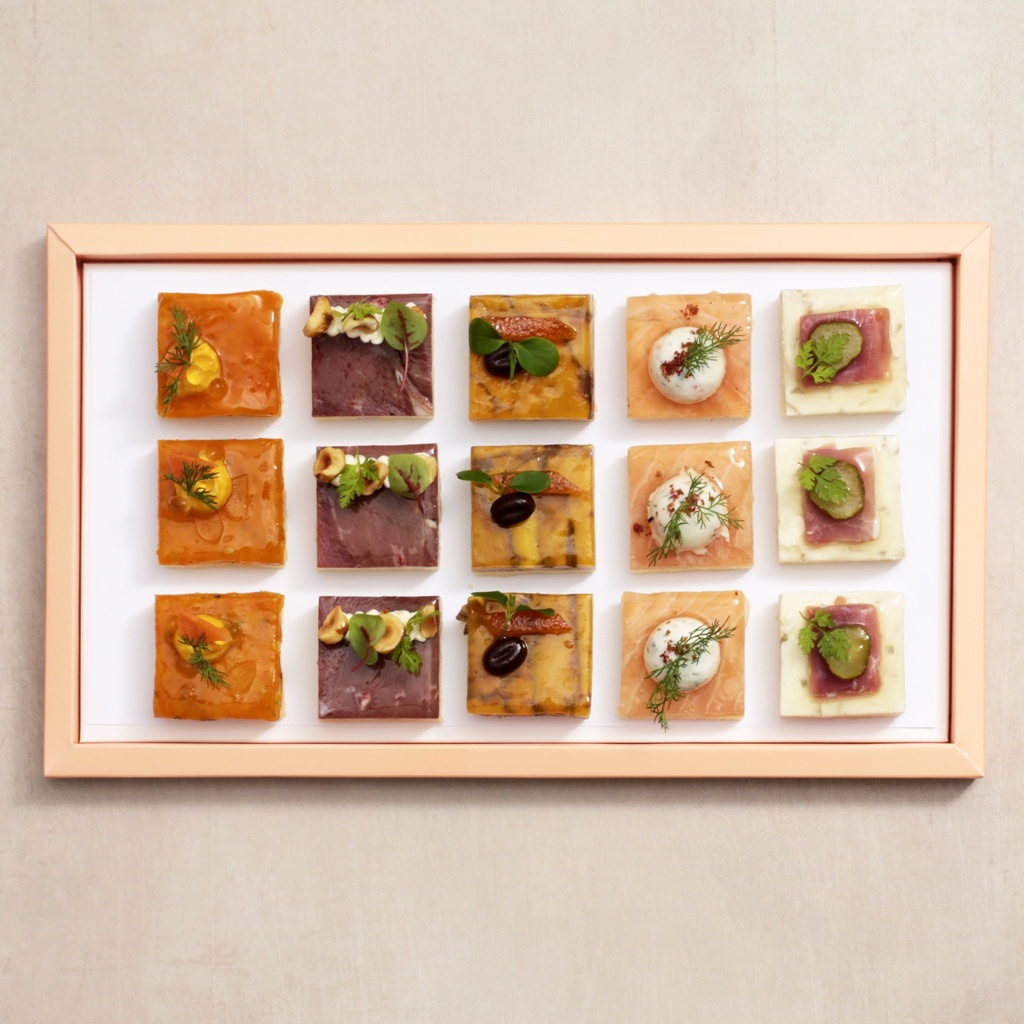 Canapés assortis 