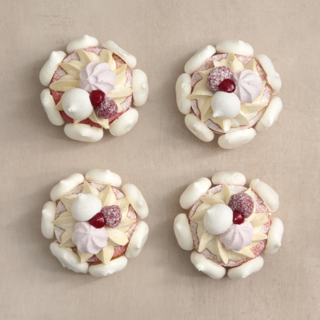 Tartelettes glacées vacherin-fraise